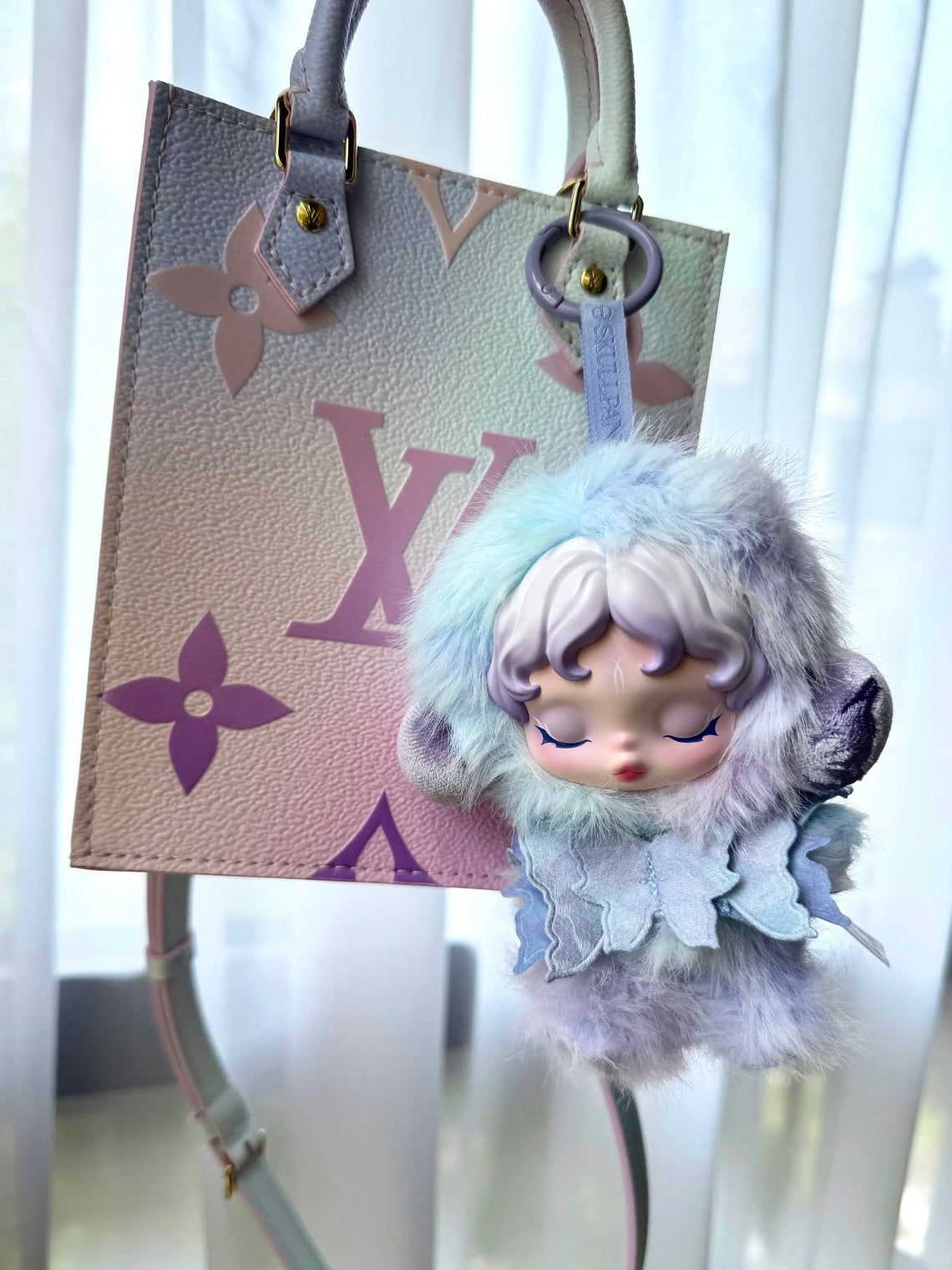 θSKULLPANDA L'impressionnisme Series - Lightning Plush Doll