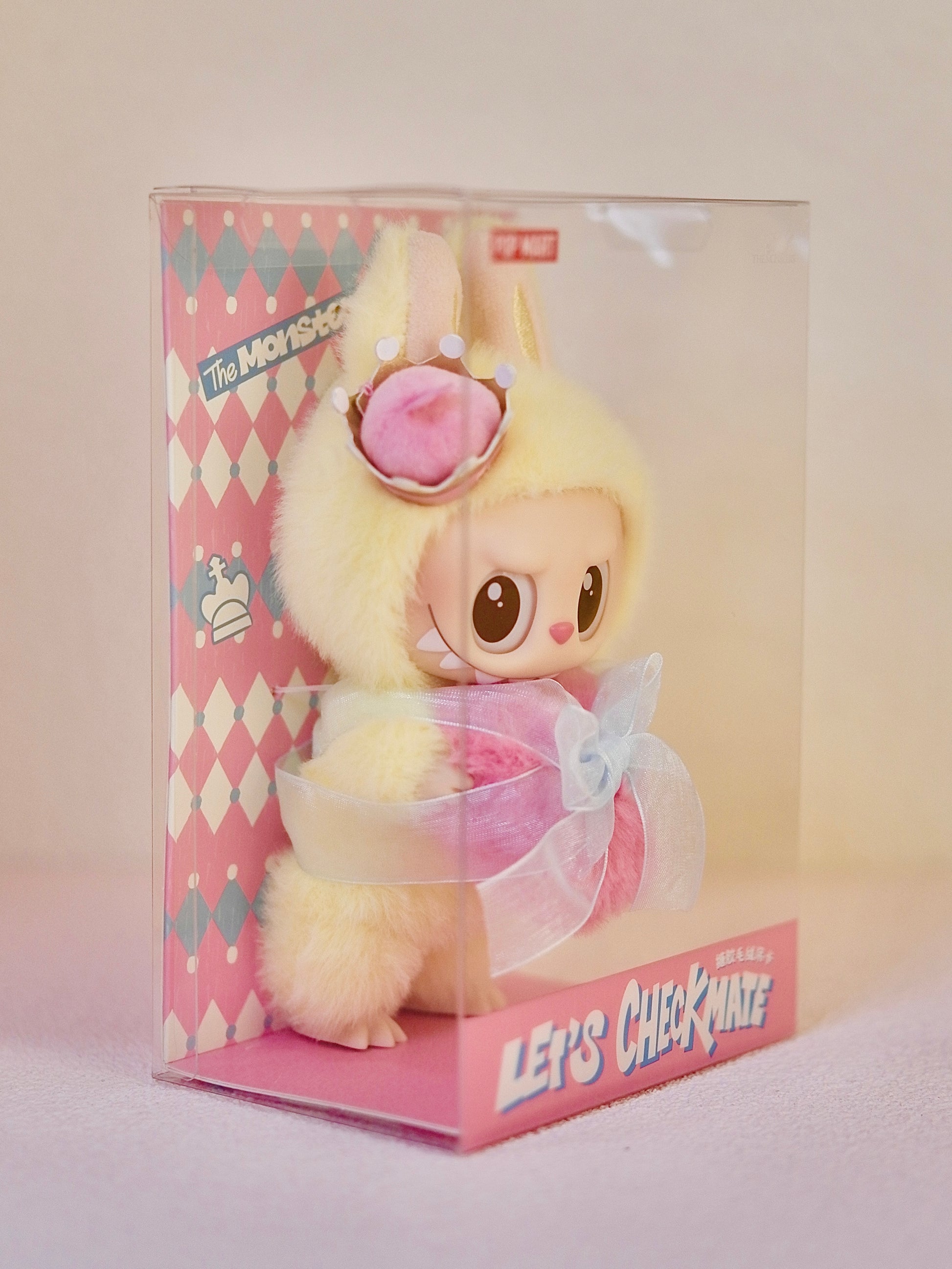 Labubu The Monsters - Let's Checkmate Series Vinyl Plush Hanging Card Queen