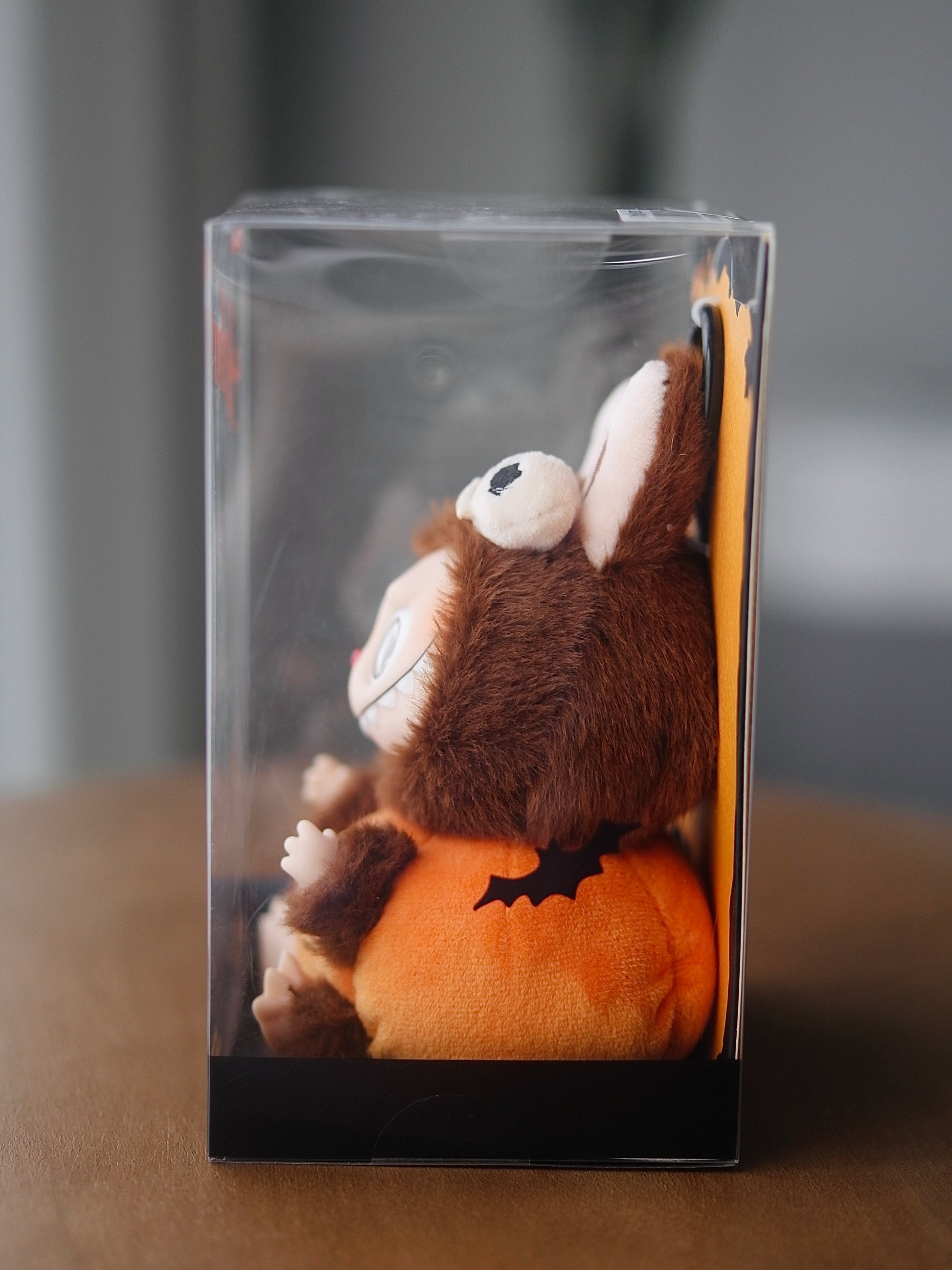 Labubu The Monsters- Happy Halloween Party Series Sitting Pumpkin Vinyl Plush Hanging Card