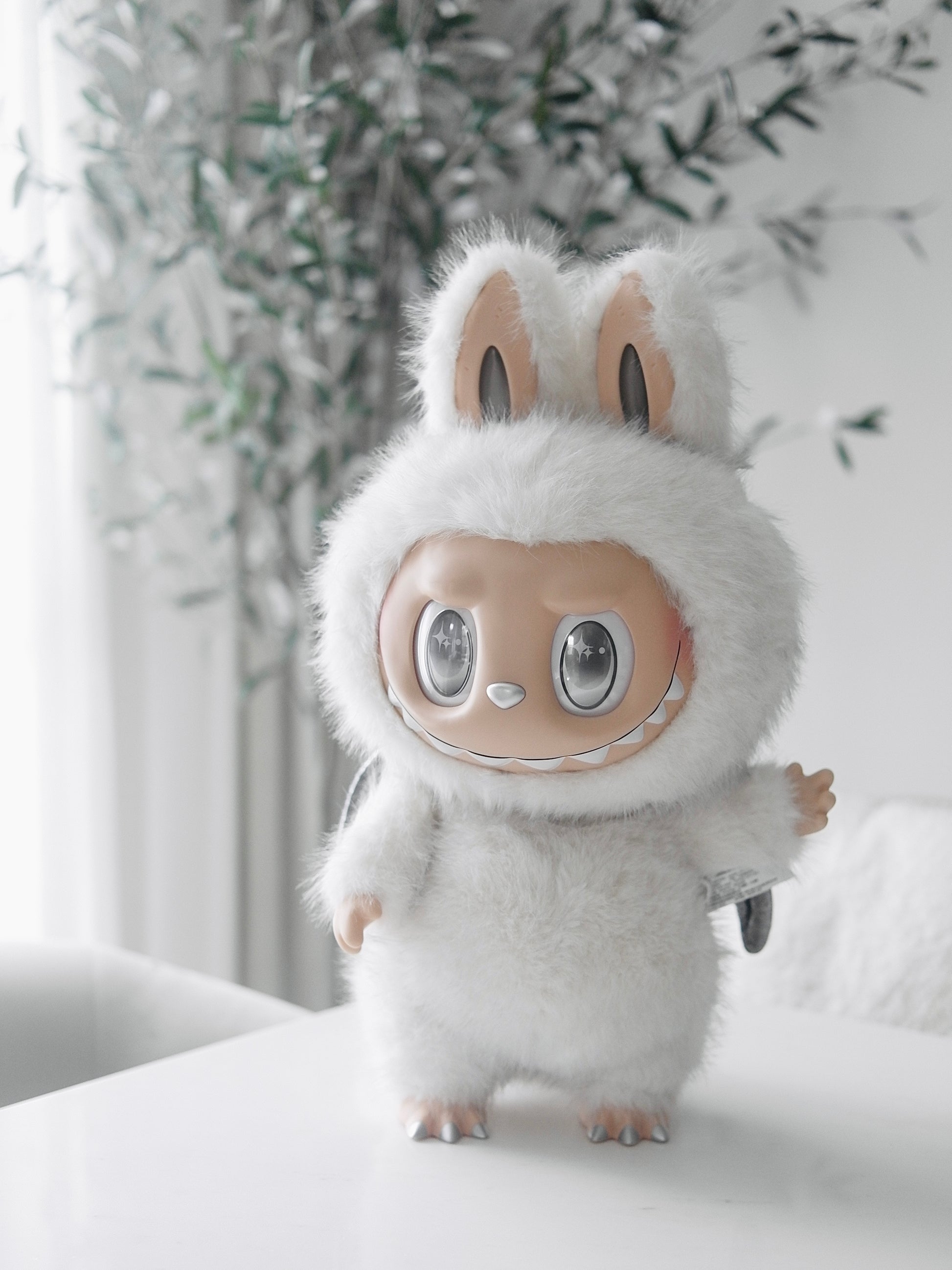 Labubu Zimomo Angel in Clouds Figure + Tote Bag