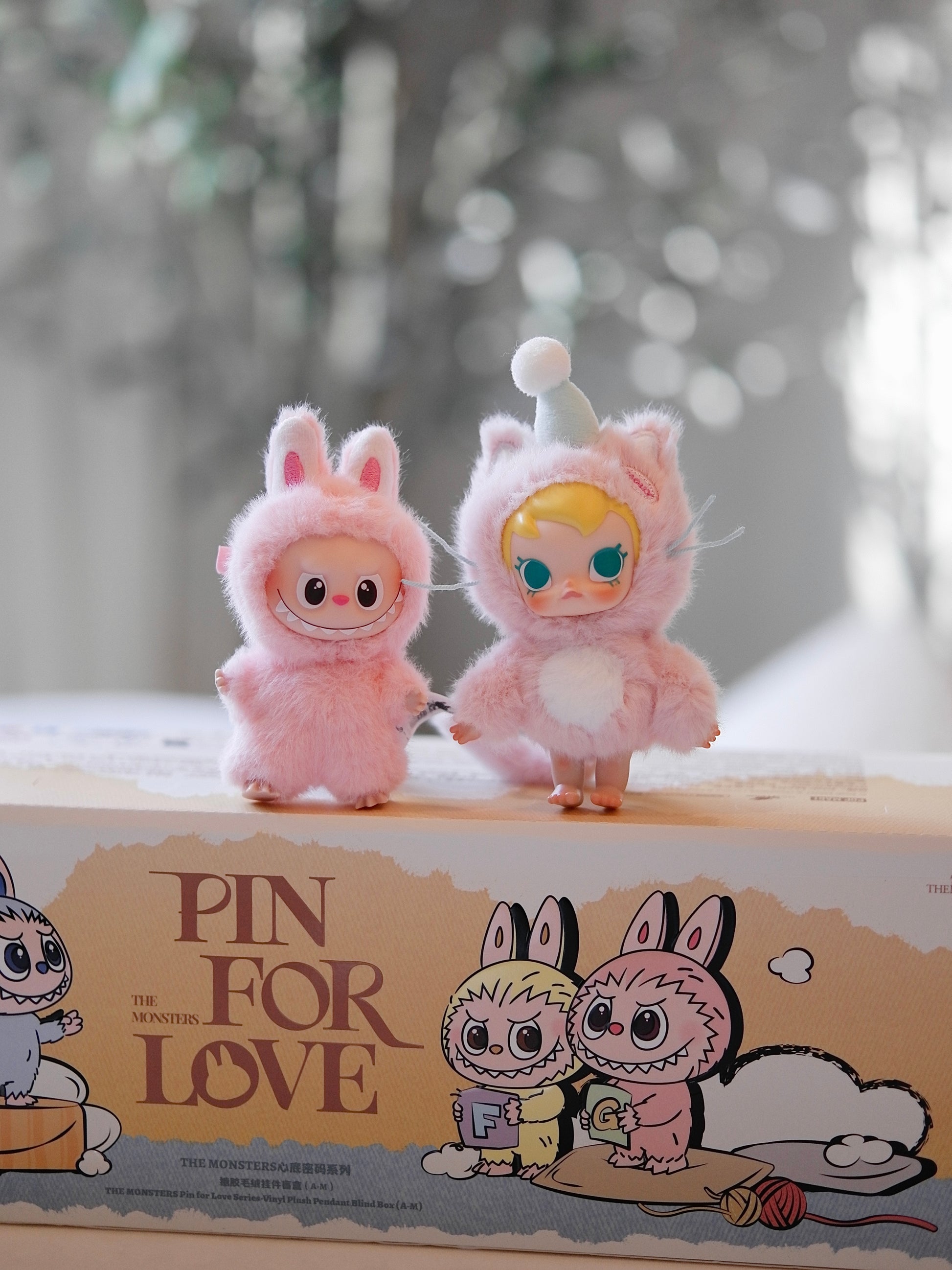 Labubu THE MONSTERS Pin for Love Series-Vinyl Plush Pendant Single Blind Box (A-M) Keychain
