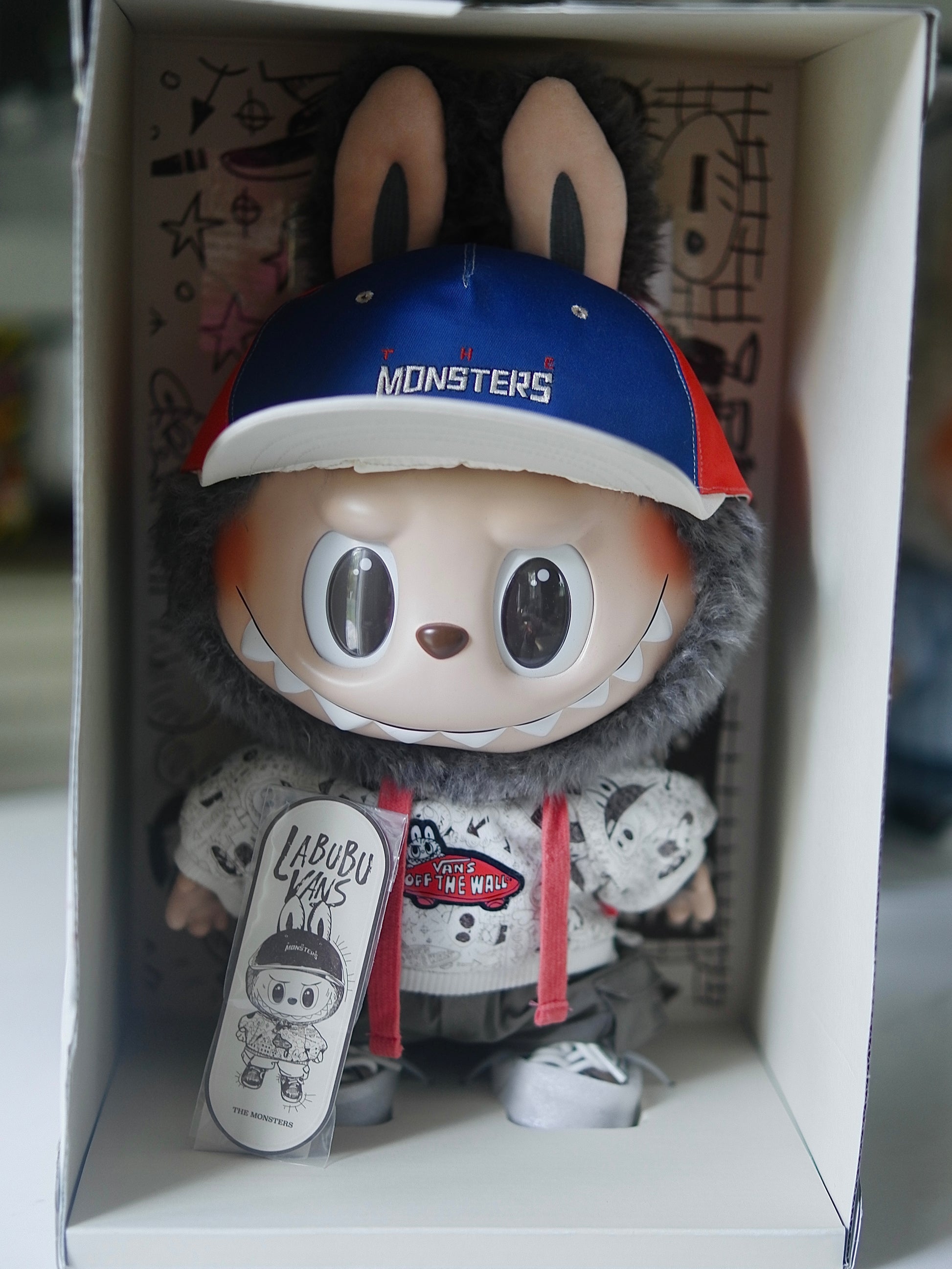 Labubu The Monsters x Vans Oldskool Monsters Forever Vinyl Plush Doll (Limited to 3275 Worldwide)
