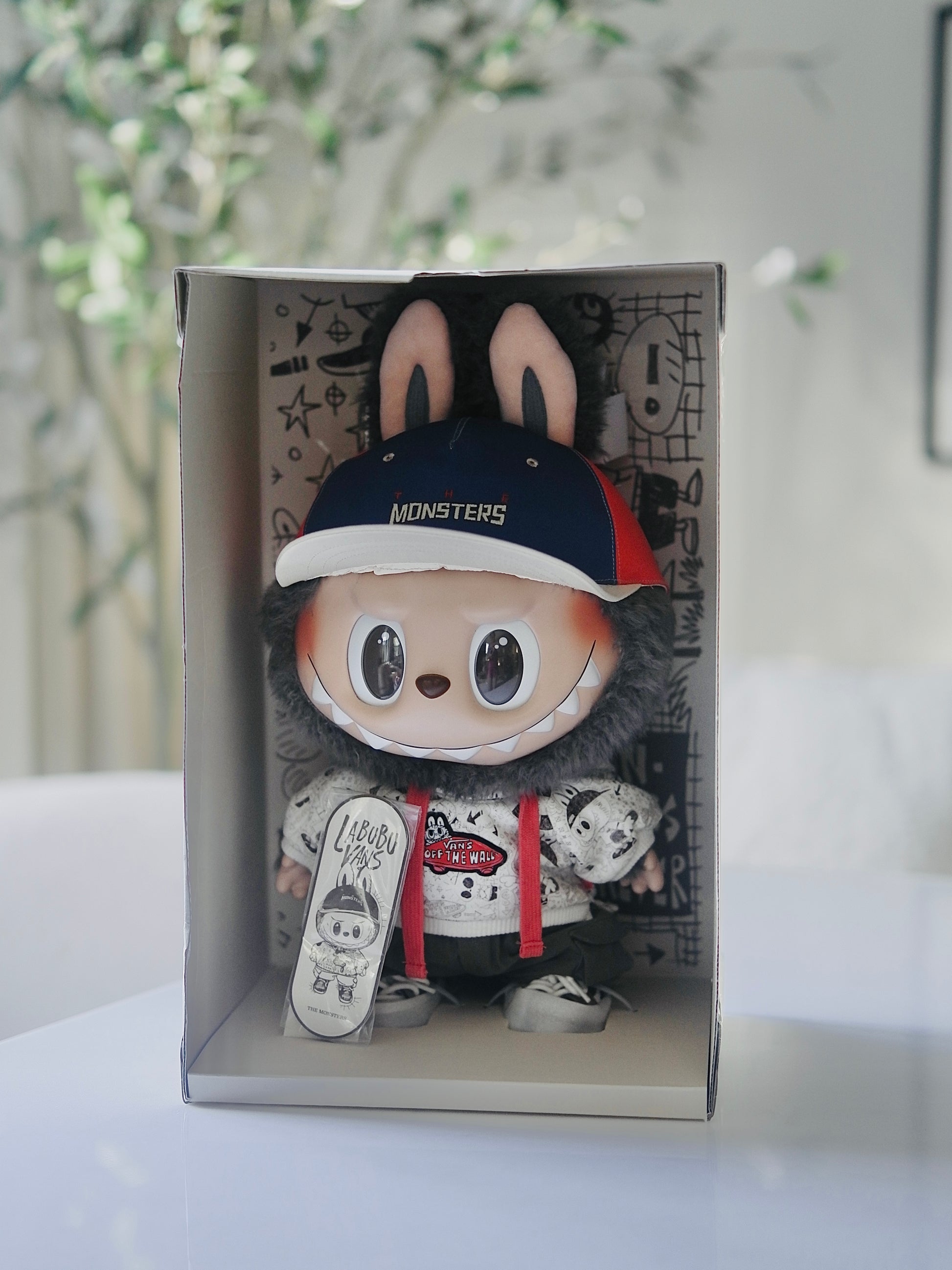 Labubu The Monsters x Vans Oldskool Monsters Forever Vinyl Plush Doll (Limited to 3275 Worldwide)