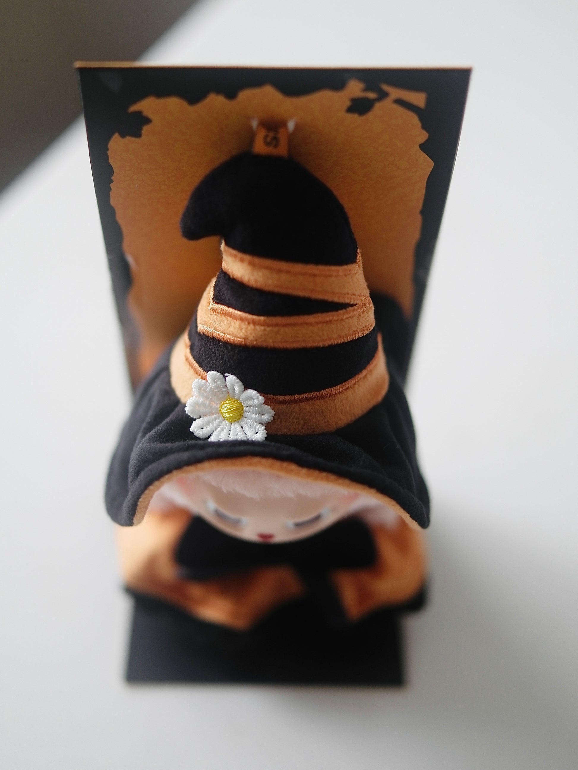 Labubu The Monsters Magic of Pumpkin Mokoko (Pop Land Exclusive) Vinyl Plush Pendant